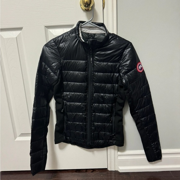 Brand new Canada Goose hybridge lite jacket - Picture 3 of 5